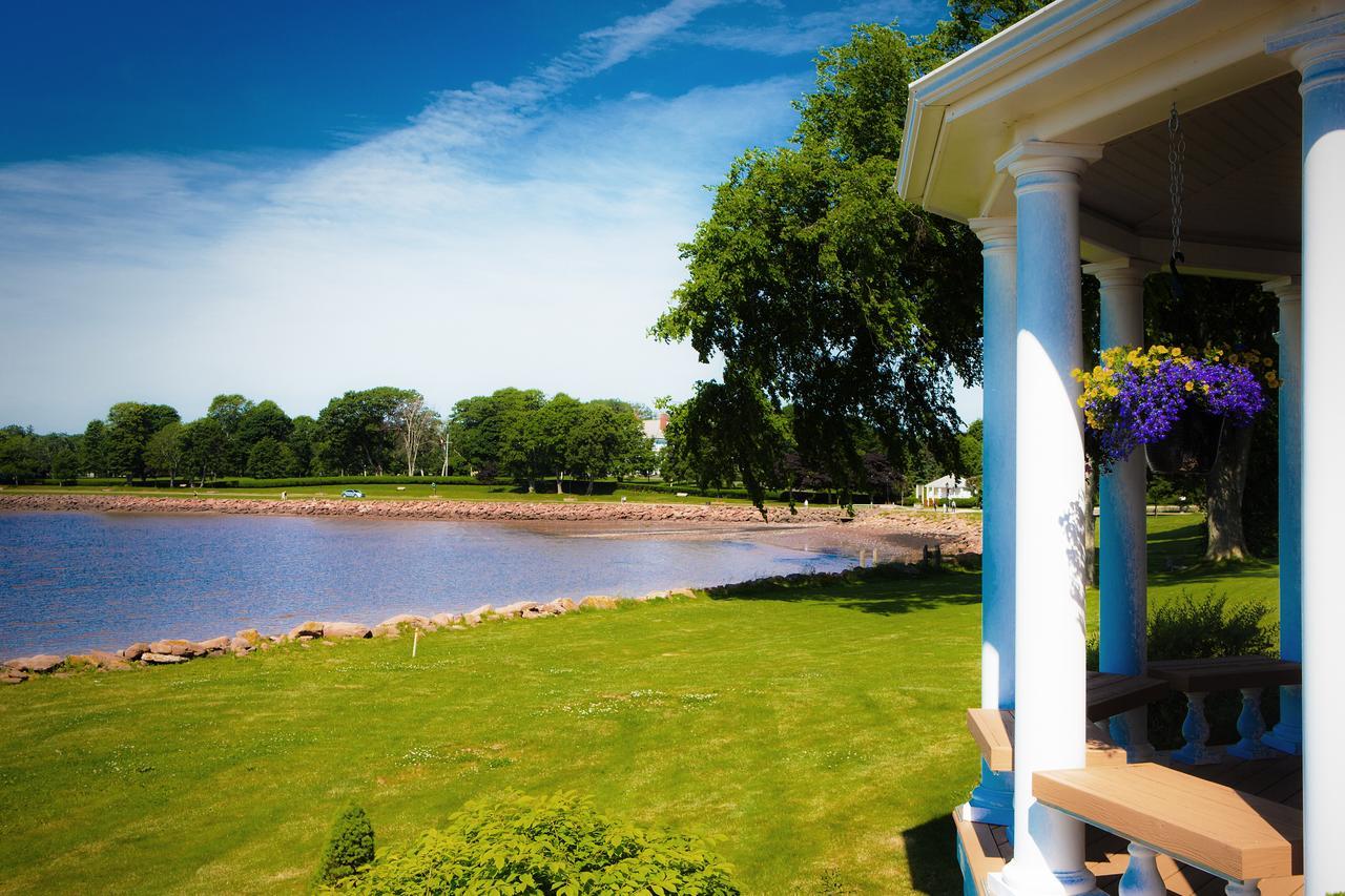 1 West Inn Waterfront Шарлоттаун Экстерьер фото